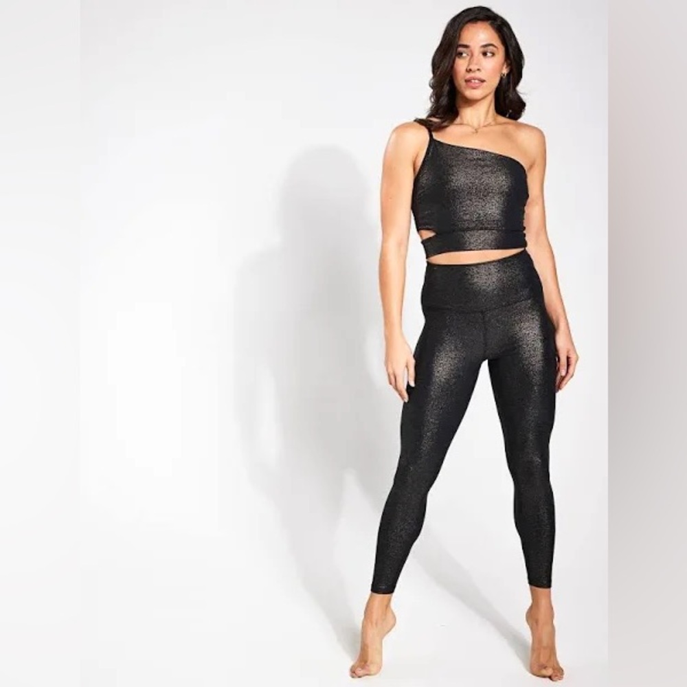 NWT Beyond Yoga SoftShine Wanderlust Cropped Tank in Stardust Foil Size XS